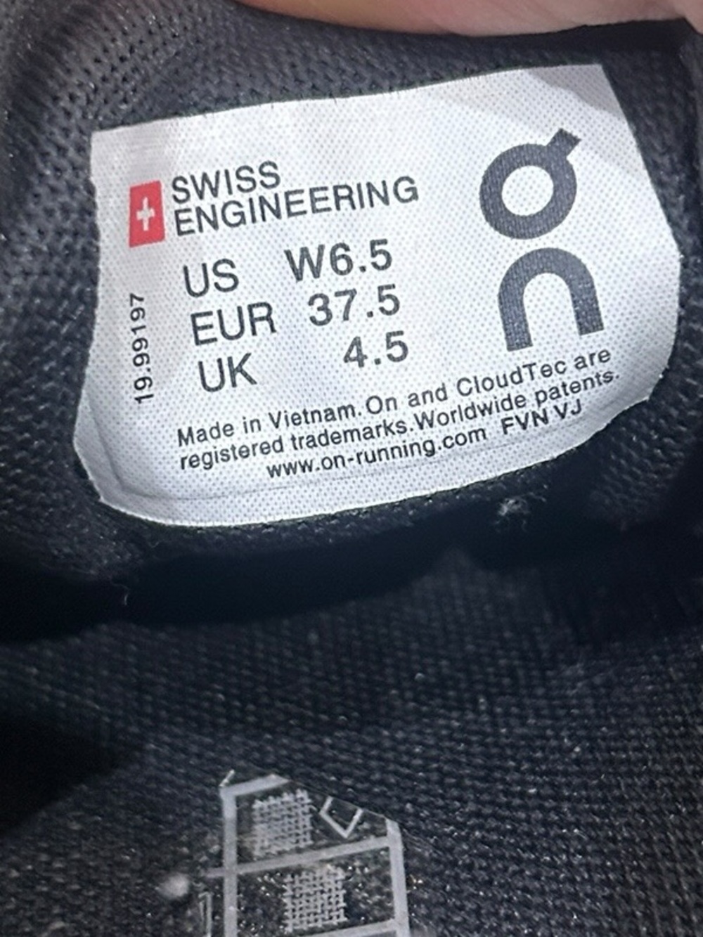 On Running Cloud mascot vault sneakers tide/magnet color speed lacing size 6.5 - Picture 11 of 11